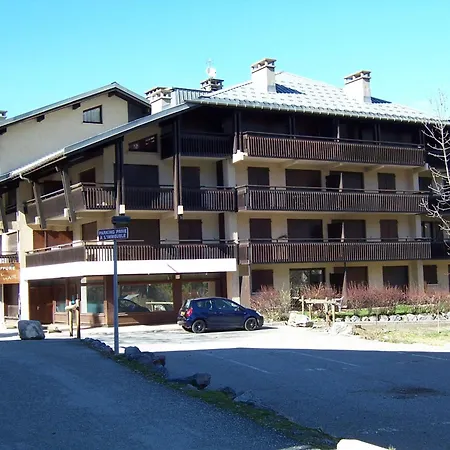Apartment 3 Pers Avec Balcon Et Animaux Admis, Parking Prive, Expose Ouest *